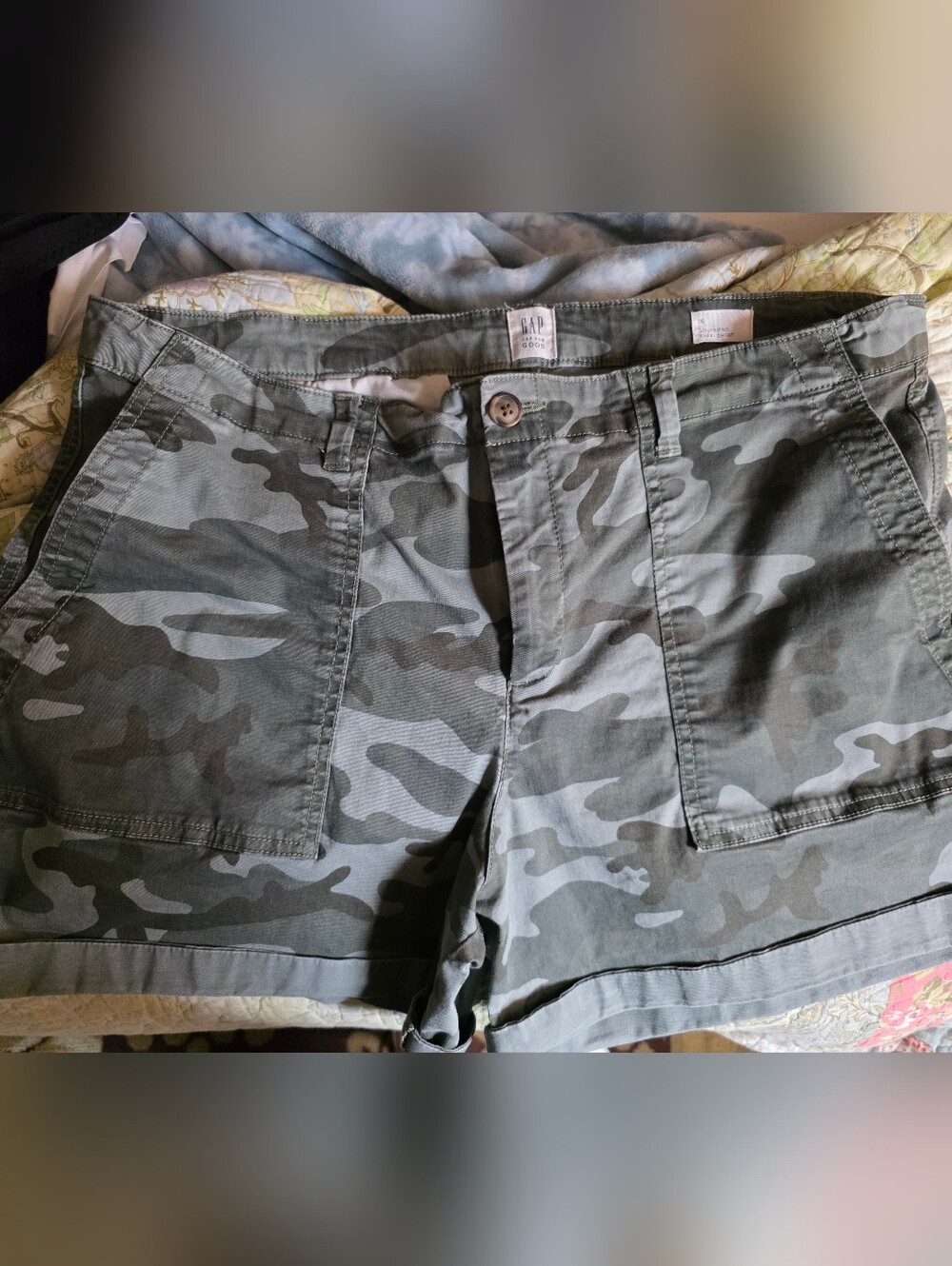 Gap Girlfriend Short